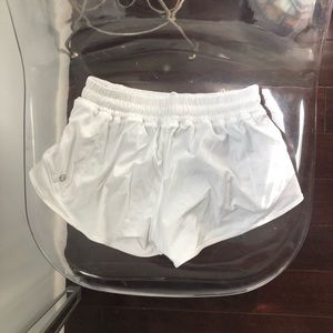 Lululemon shorts in white